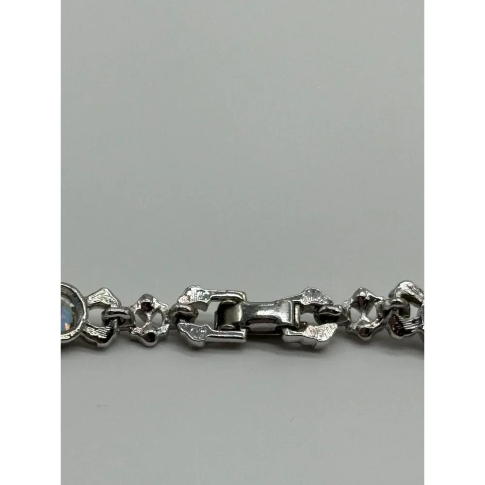 Nolan Miller Glamour Collection Roxanne AB‎ Rhinestone Silver Tone Necklace